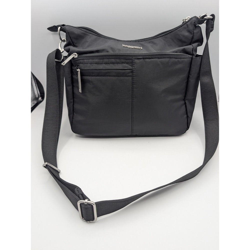 Baggallini Black Nylon Crossbody Bag Travel Organizer Multi Pocket Adjustable